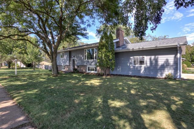 2915 Eisenhower Street, Eau Claire, WI 54701