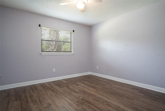 437 E OAKWOOD AVENUE, Orange City, FL 32763