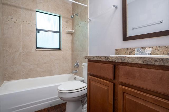 437 E OAKWOOD AVENUE, Orange City, FL 32763