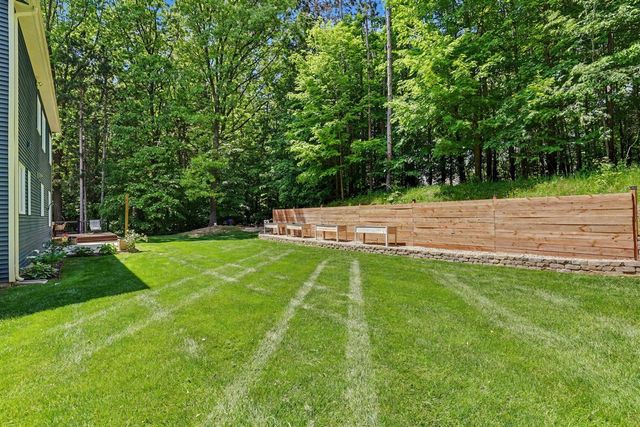 6445 68th Street, Caledonia, MI 49316