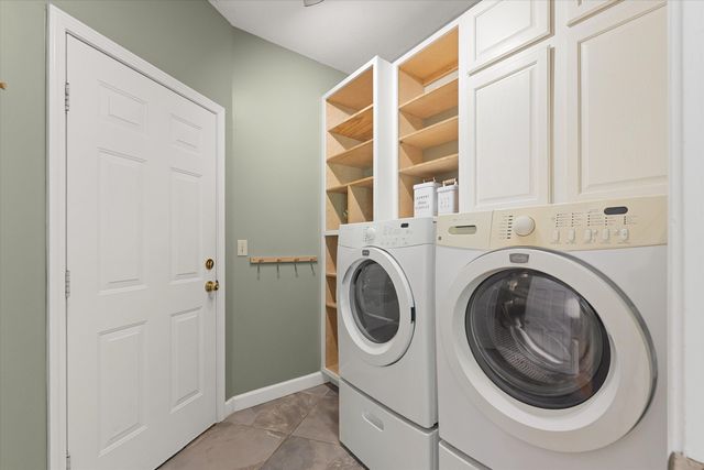 1200 DUNBAR DR, Columbia, MO 65203