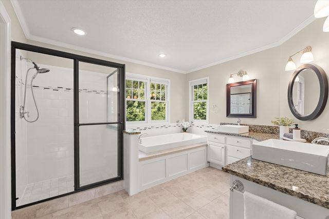1200 DUNBAR DR, Columbia, MO 65203
