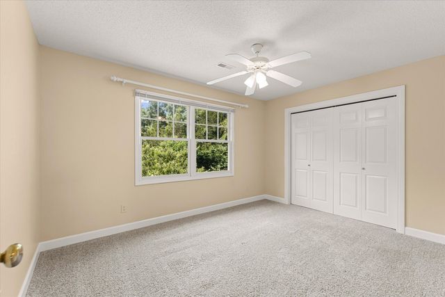 1200 DUNBAR DR, Columbia, MO 65203