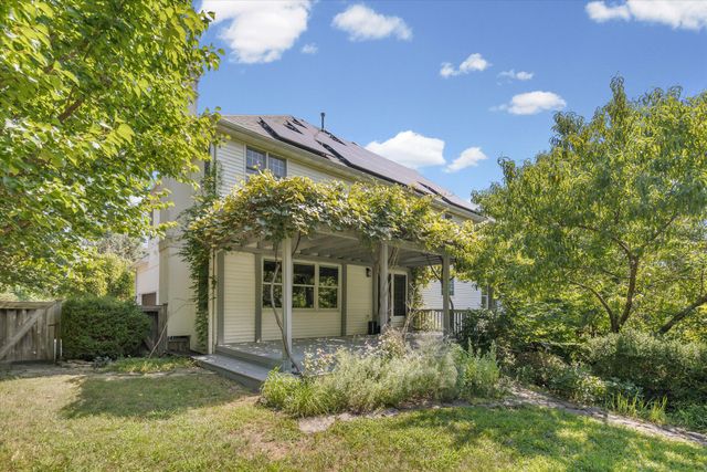 1200 DUNBAR DR, Columbia, MO 65203