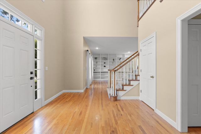 1200 DUNBAR DR, Columbia, MO 65203