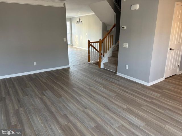 46 LISA DR, Newark, DE 19702