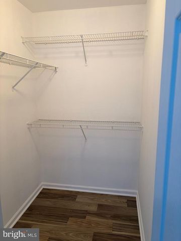 46 LISA DR, Newark, DE 19702