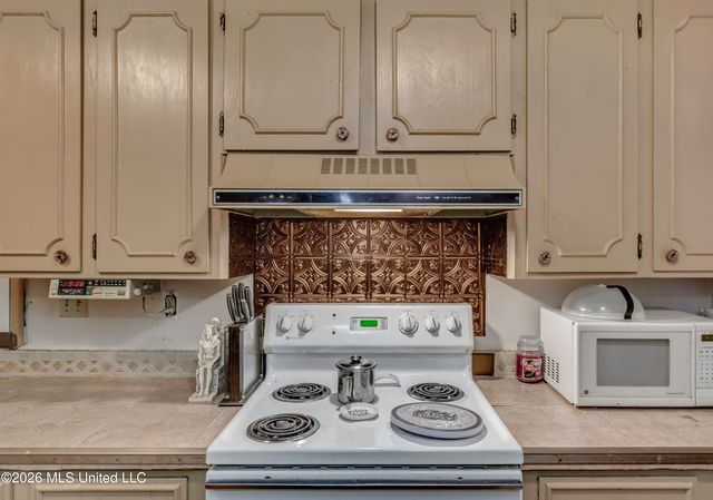 4737 Sherbrook Drive, Jackson, MS 39212
