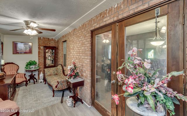 4737 Sherbrook Drive, Jackson, MS 39212