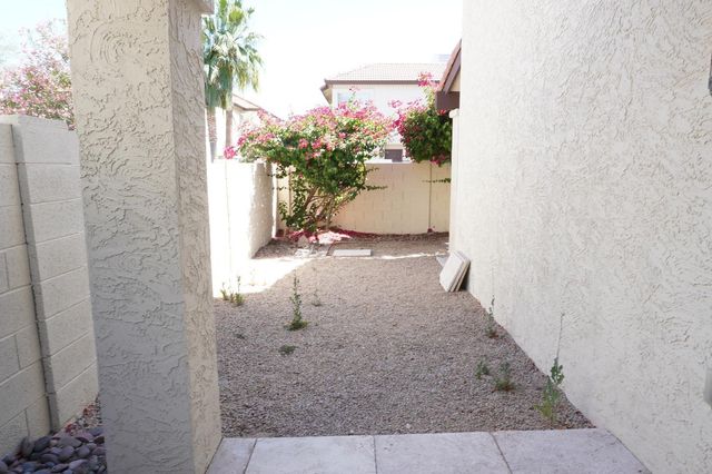 5002 E Hazel Drive Unit 2, Phoenix, AZ 85044