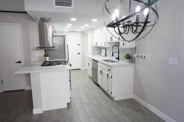5002 E Hazel Drive Unit 2, Phoenix, AZ 85044