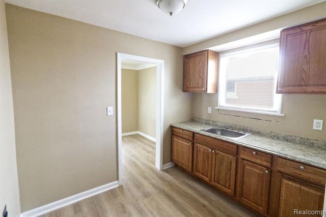 8095 Northlawn Street, Detroit, MI 48204