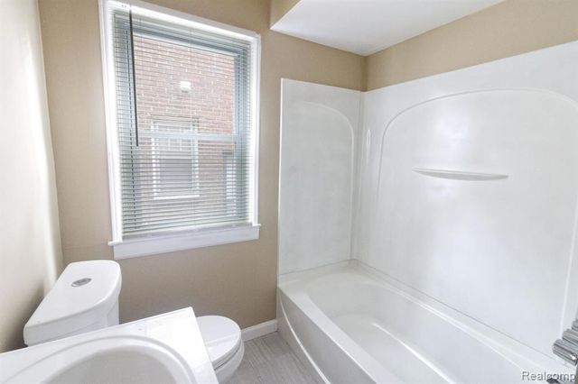 8095 Northlawn Street, Detroit, MI 48204