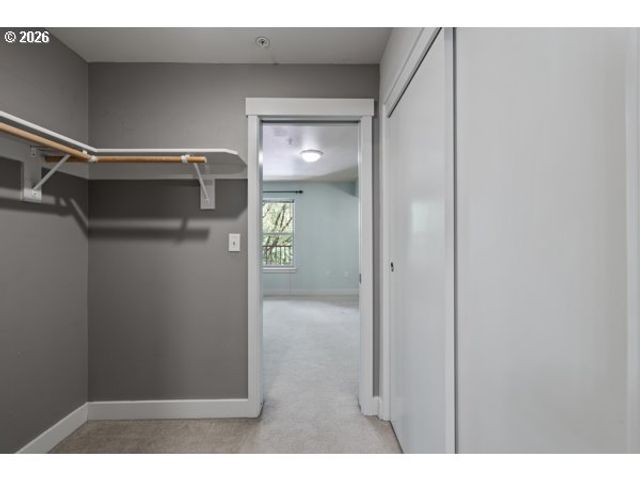 9817 Ne IRVING St 211, Portland, OR 97220