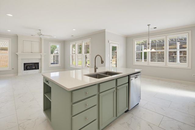 1817 LILES LN, Collierville, TN 38017