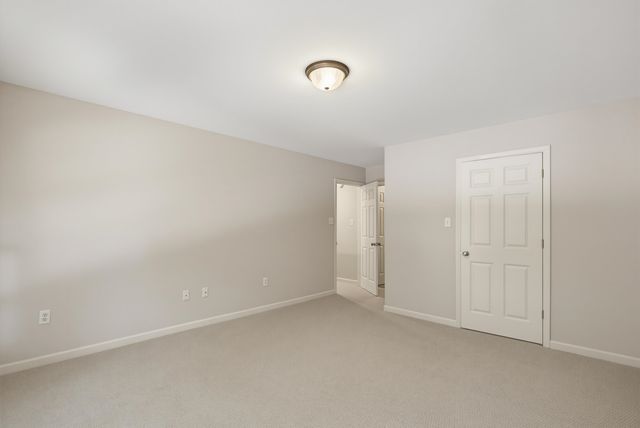 1817 LILES LN, Collierville, TN 38017