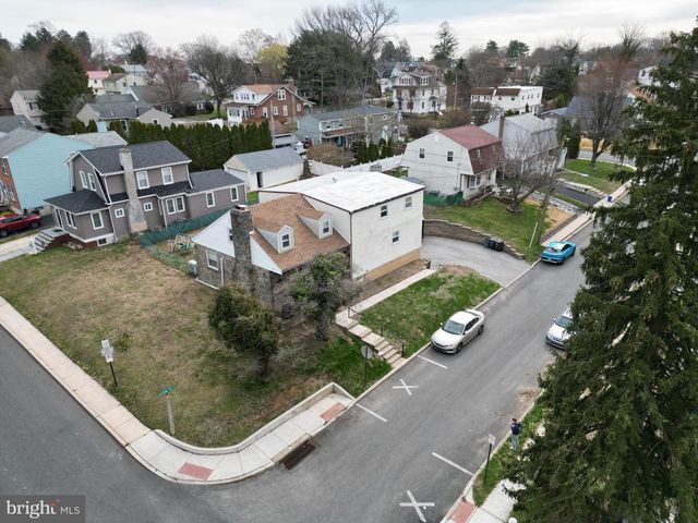 4412 BLOOMFIELD AVE, Drexel Hill, PA 19026