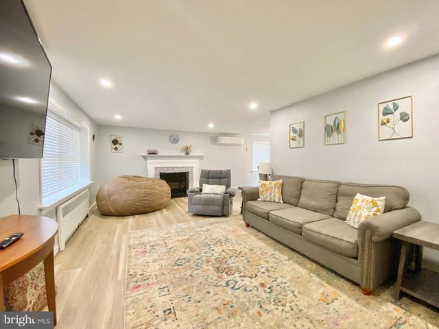 4412 BLOOMFIELD AVE, Drexel Hill, PA 19026