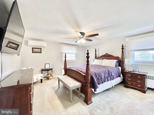 4412 BLOOMFIELD AVE, Drexel Hill, PA 19026