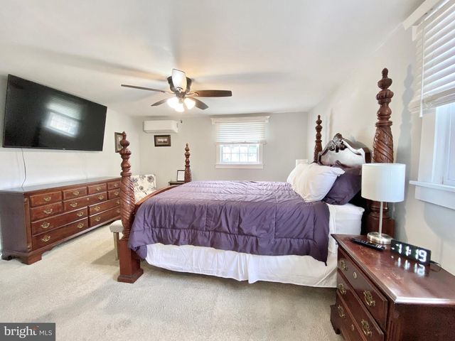 4412 BLOOMFIELD AVE, Drexel Hill, PA 19026