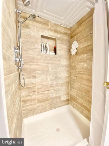 4412 BLOOMFIELD AVE, Drexel Hill, PA 19026