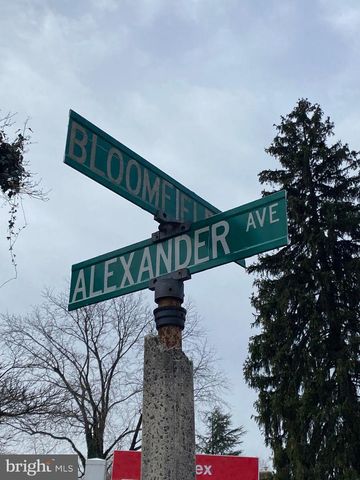 4412 BLOOMFIELD AVE, Drexel Hill, PA 19026