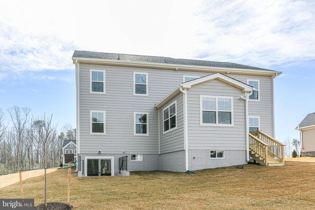 2212 MATTHEW LN, Fredericksburg, VA 22405