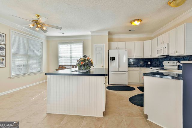 2019 Village Park Drive, Peachtree City, GA 30269