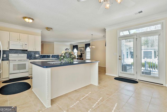 2019 Village Park Drive, Peachtree City, GA 30269