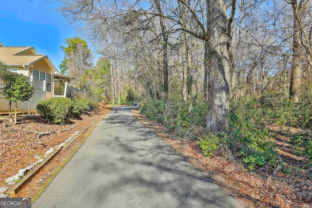 2019 Village Park Drive, Peachtree City, GA 30269