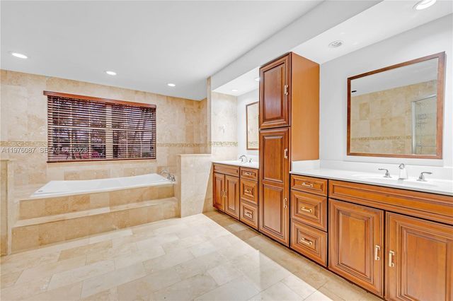 15255 SW 108th Ter, Miami, FL 33196