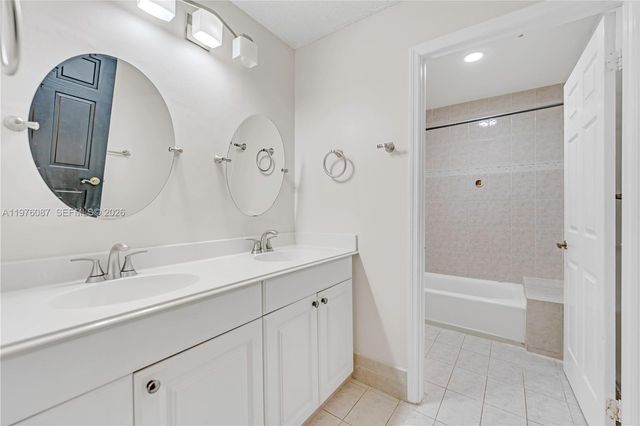 15255 SW 108th Ter, Miami, FL 33196