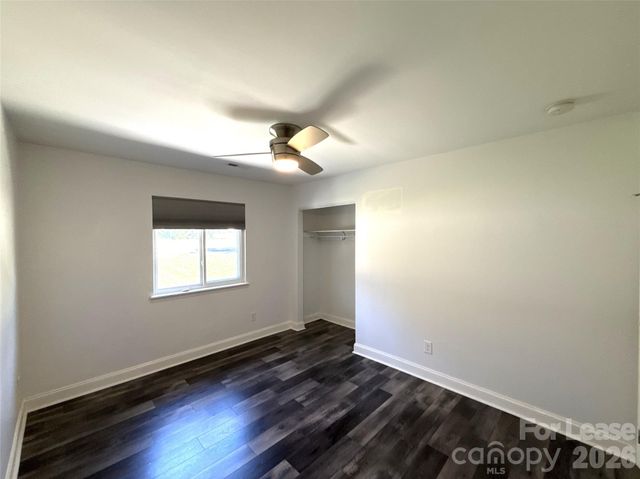 6814 Pence Road, Charlotte, NC 28215
