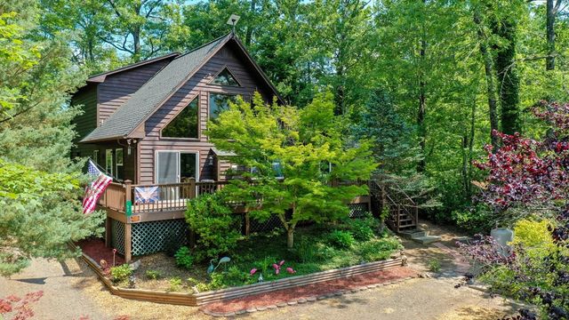 52 Bear Track Road, Andrews, NC 28901