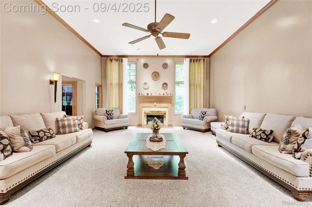 3952 Saint James Court, Shelby Charter Township, MI 48316