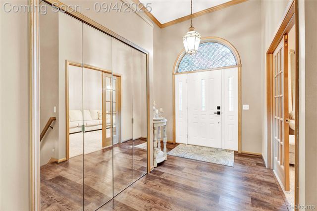 3952 Saint James Court, Shelby Charter Township, MI 48316