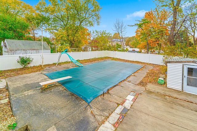 63 Dickerman, Braintree, MA 02184