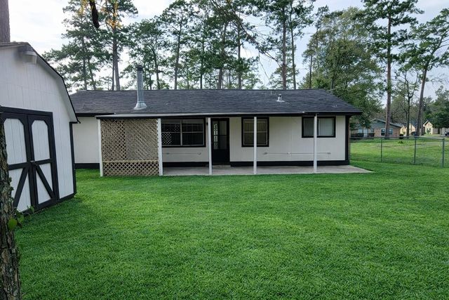 430 Eastwood Drive, Woodbranch, TX 77357