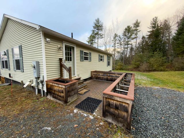 396 Nelson Road, Monroe, NH 03771
