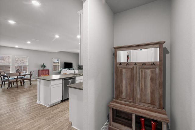 10101 Lakemont, Fort Worth, TX 76131