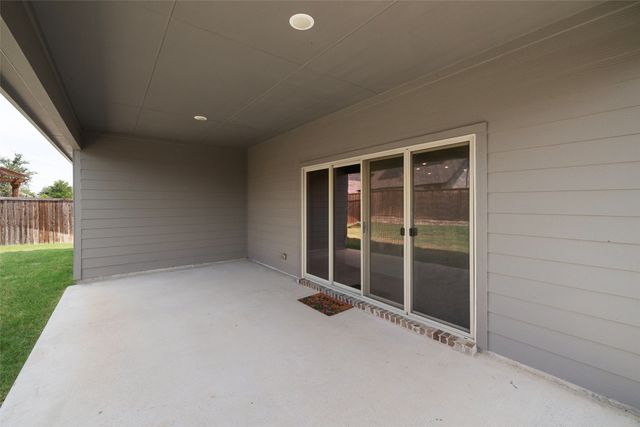 10101 Lakemont, Fort Worth, TX 76131