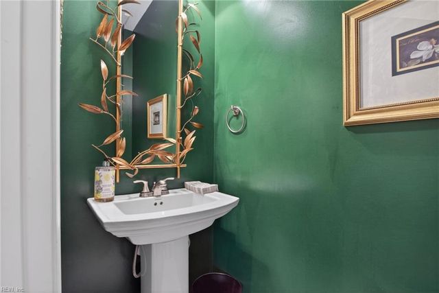 1951 Canning PL, Chesapeake, VA 23322