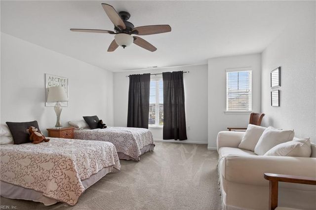 1951 Canning PL, Chesapeake, VA 23322