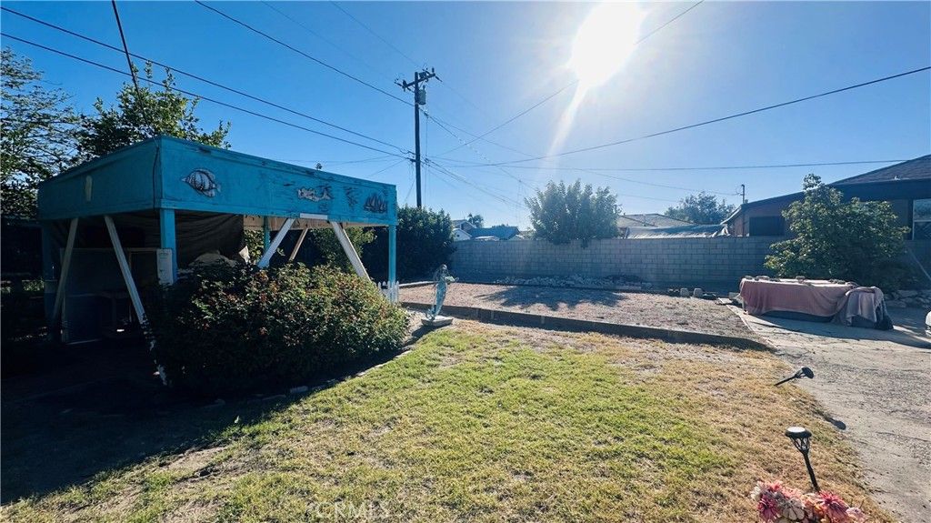 Image 8 of property listing at 15827 Juarez, Irwindale, CA 91706