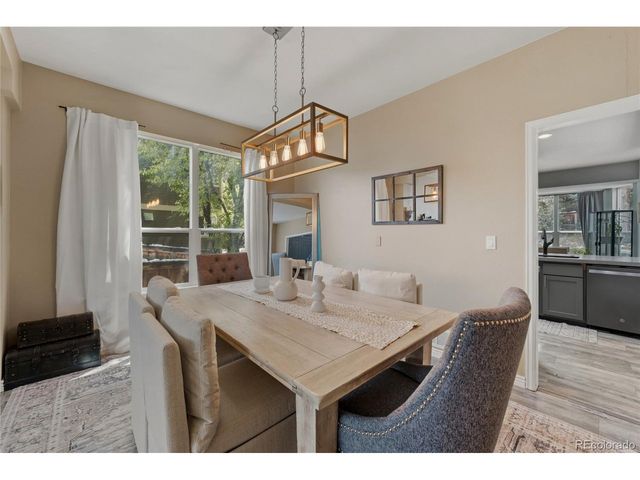768 Huntington Pl, Highlands Ranch, CO 80126