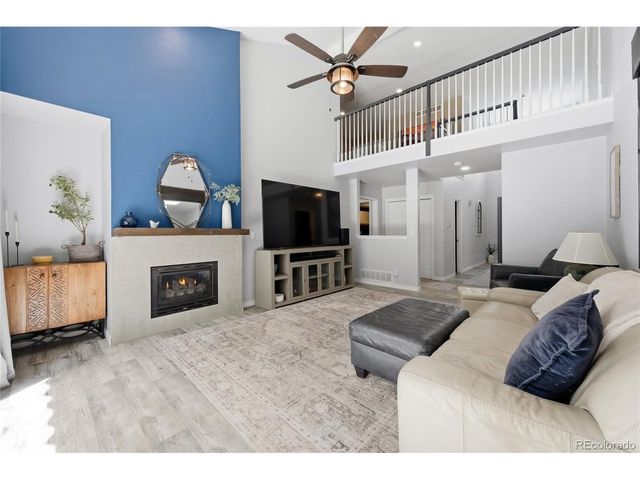 768 Huntington Pl, Highlands Ranch, CO 80126