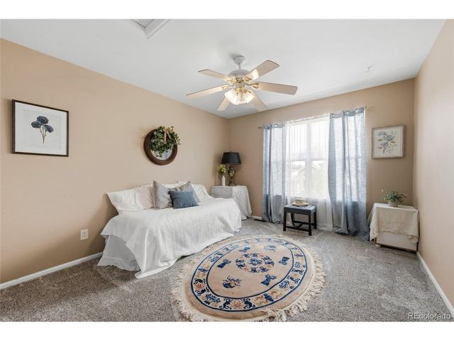 768 Huntington Pl, Highlands Ranch, CO 80126