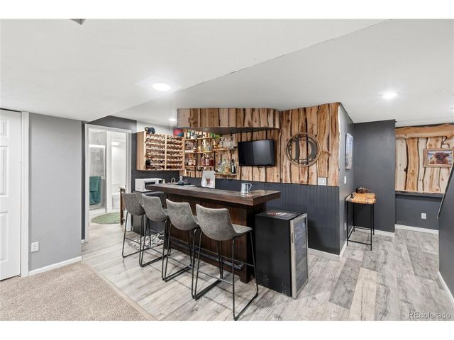 768 Huntington Pl, Highlands Ranch, CO 80126