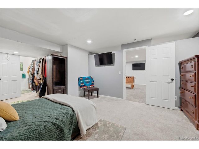 768 Huntington Pl, Highlands Ranch, CO 80126