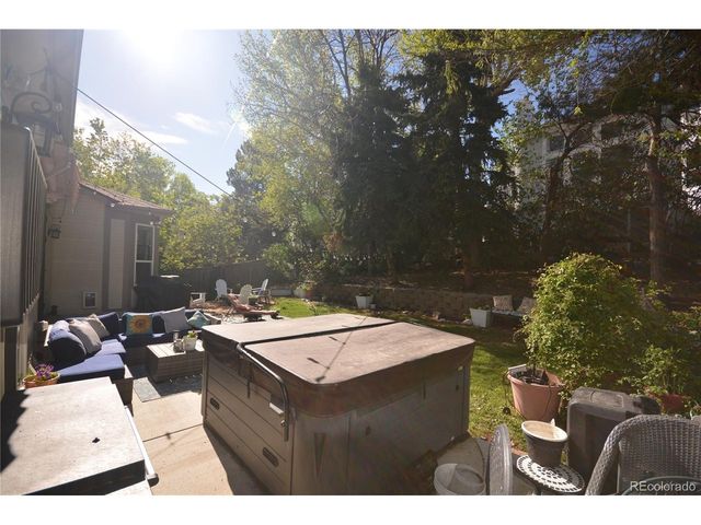 768 Huntington Pl, Highlands Ranch, CO 80126